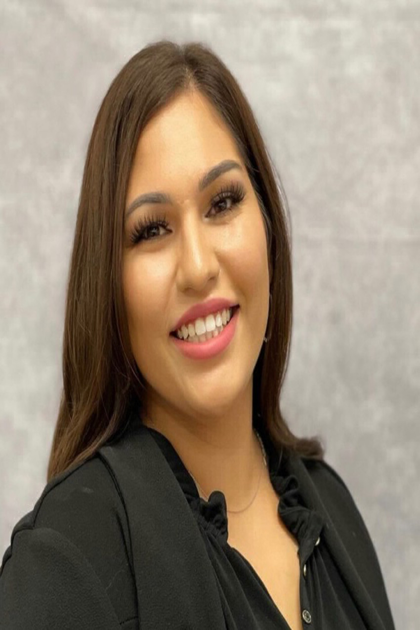 Ms. Amanda Macias