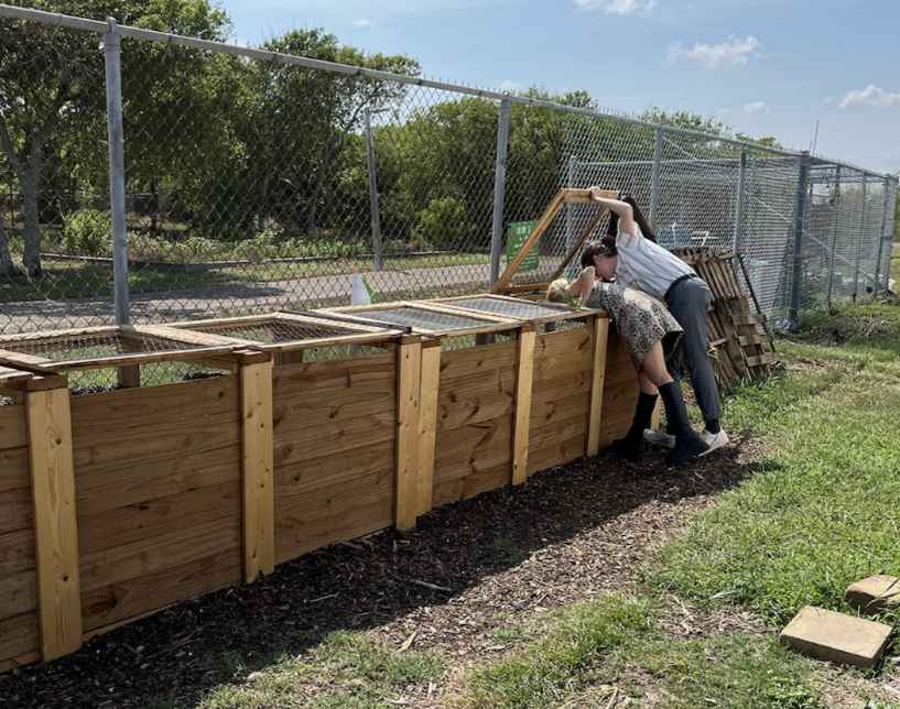 IGT Compost bins