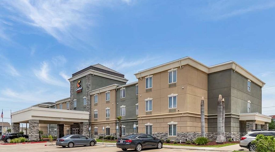 comfort-suites.jpg