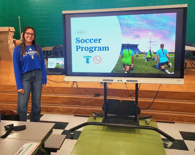 More Than a Game: Islanders Women’s Soccer Team Gives Back Through Youth Clinic 