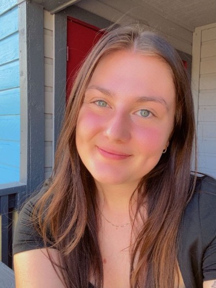 Emily Letner Headshot Photo